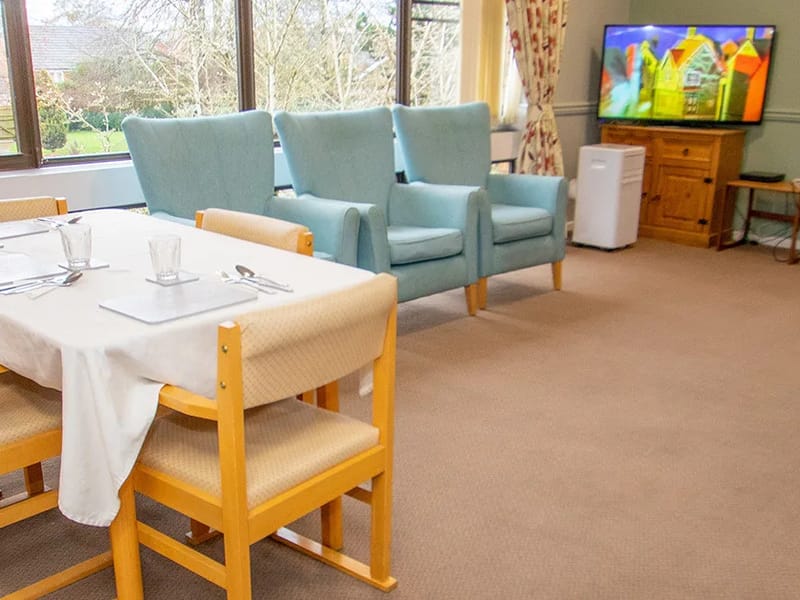 Orchard House Residential Care Home in Kettering, England photo 2