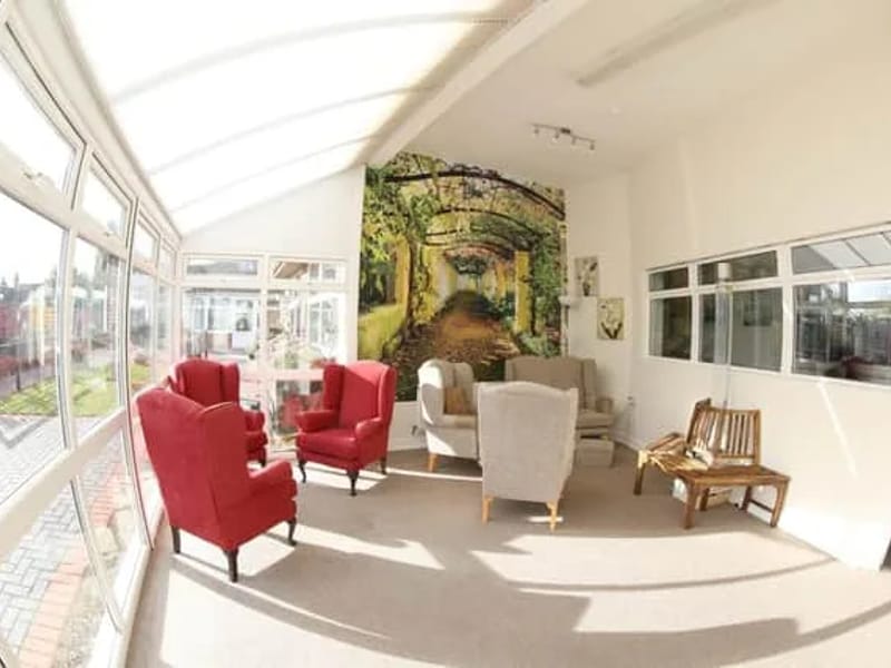 Orchard House Residential Care Home in Kettering, England photo 1