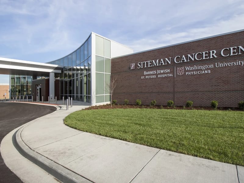Barnes-Jewish St. Peters Hospital - Hospital in Saint Peters, MO photo 1