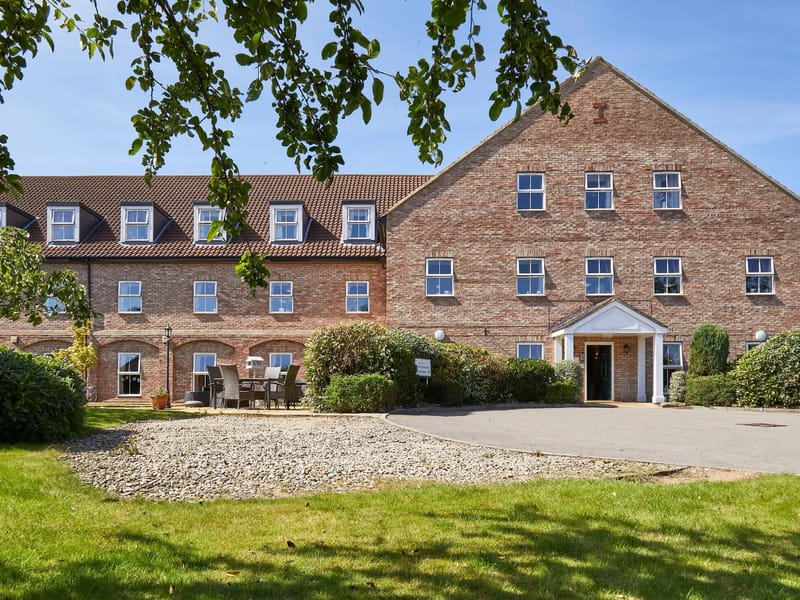 Mulberry Court in York, England photo 3
