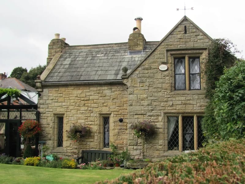 Beenstock Home - Nursing Home in Salford, England photo 2