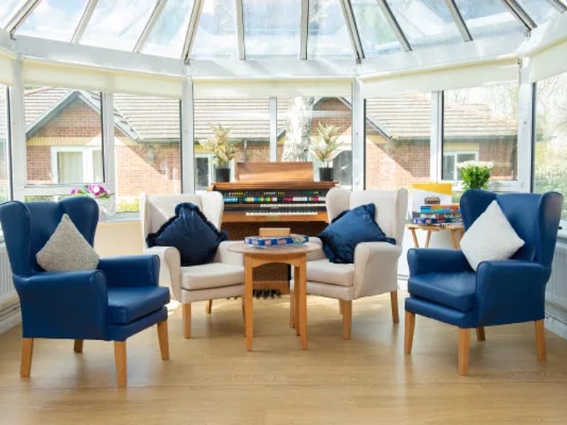 Garfield House Care Home - Nursing Home in Rochdale, England photo 3