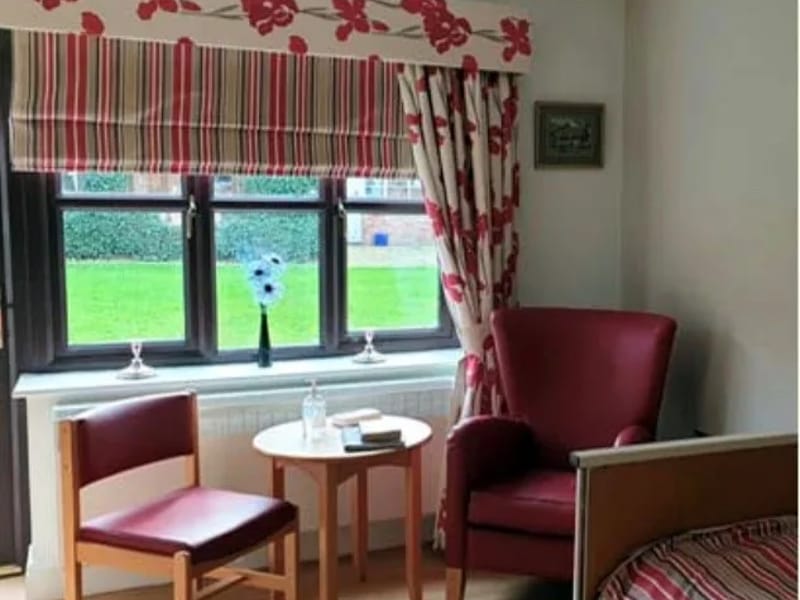 Grangewood Lodge Residential Home - Assisted Living in Swadlincote, England photo 2