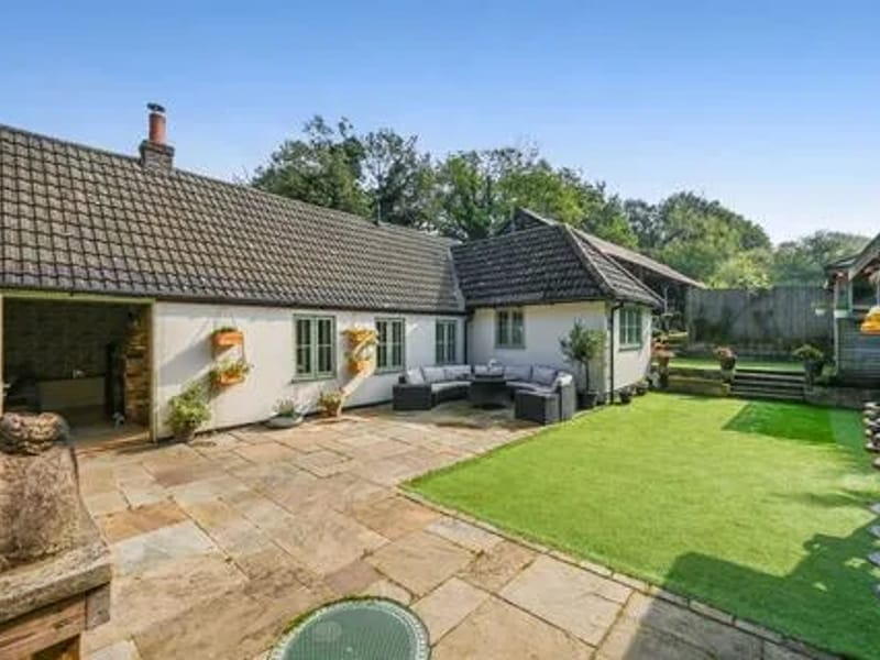 Cedar Bungalows - Assisted Living in Ashford, England photo 2