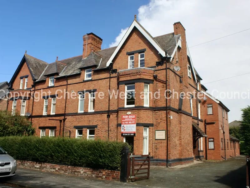 Eversley - Nursing Home in Chester, England photo 3