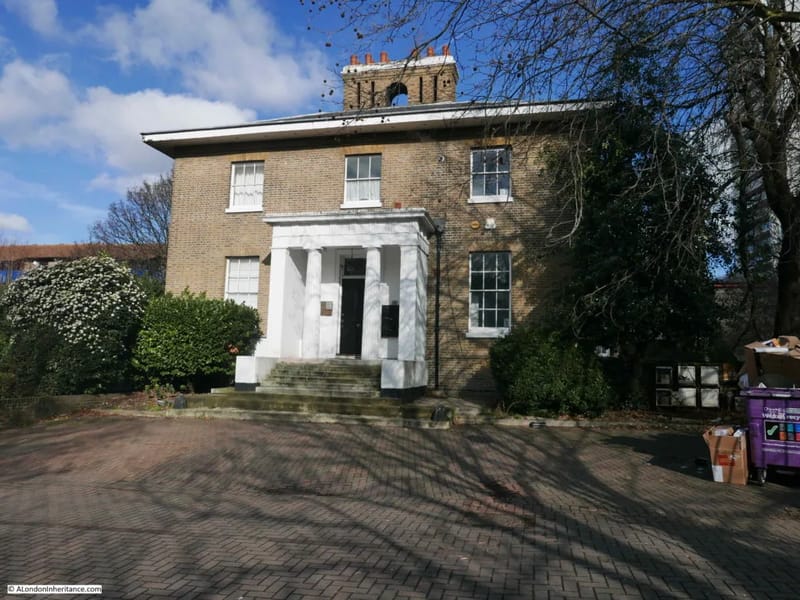 Durham House - Assisted Living in Bromley, England photo 3