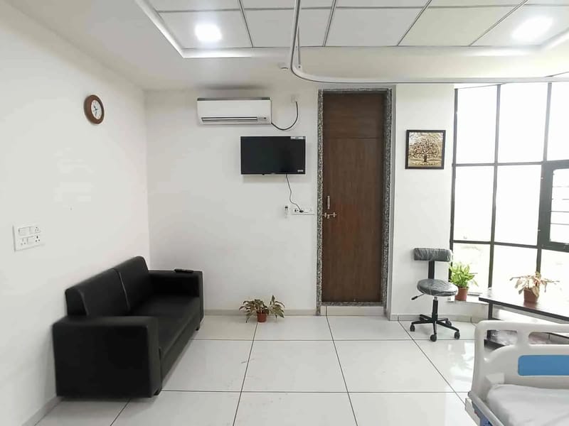 Galaxy Multispeciality Hospital - अस्पताल in Vadodara, Gujarat photo 2