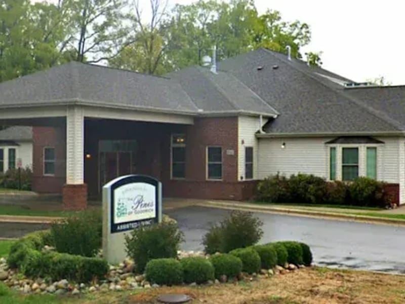 Bolton Brook Manor — Assisted Living, Metamora, MI · photo 3