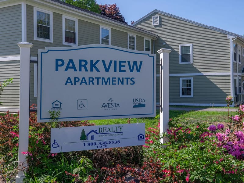 Park View Apartments in Bradford, England photo 2