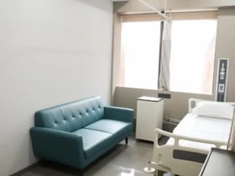 Adwaita Cancer Hospital & ICU - वृद्धाश्रम in Surat, Gujarat photo 2