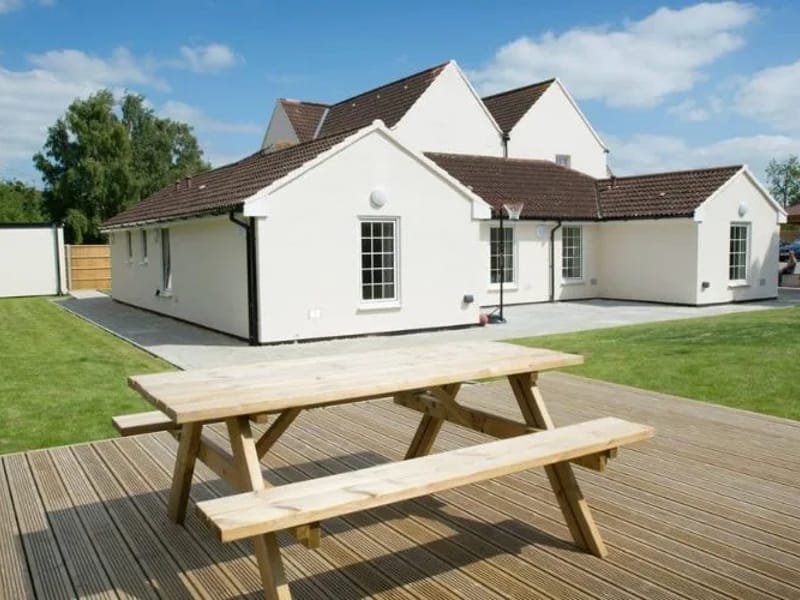 Gladstones Clinic Cotswolds in Cambridge, England photo 1