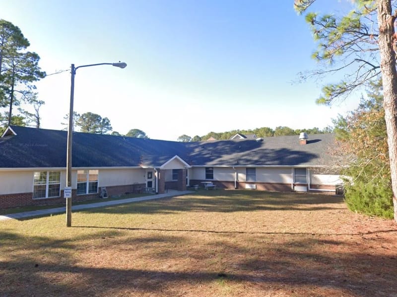 Liberty Commons Rehabilitation Center - Nursing Home in Wilmington, NC photo 1