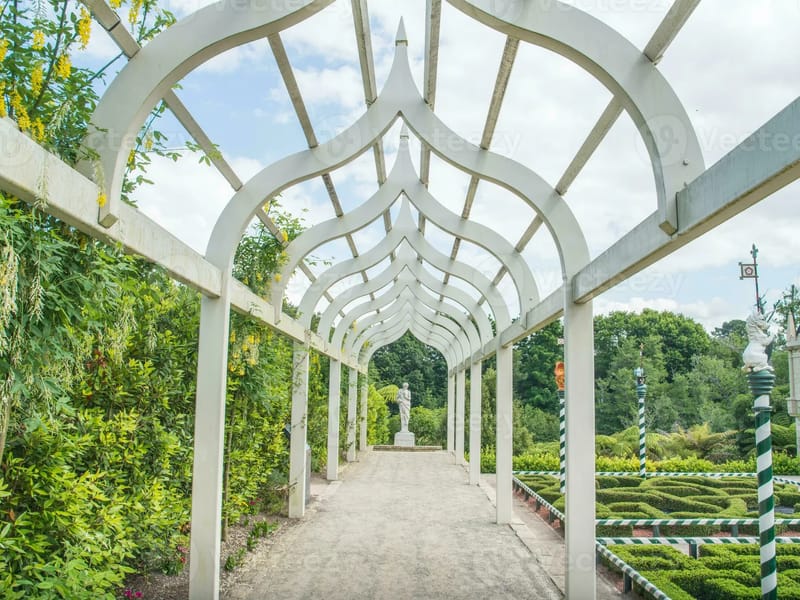 Queen's Garden - Nursing Home in Hamilton, ON photo 3
