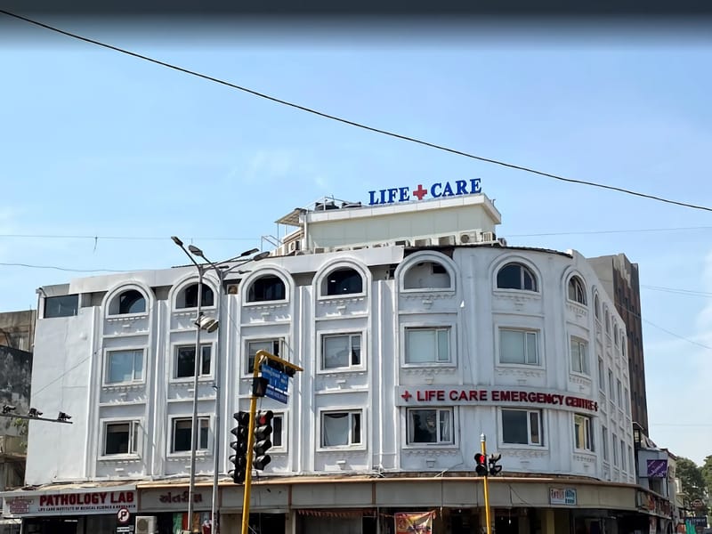Lifecare Hospital - अस्पताल in Ahmedabad, Gujarat photo 1