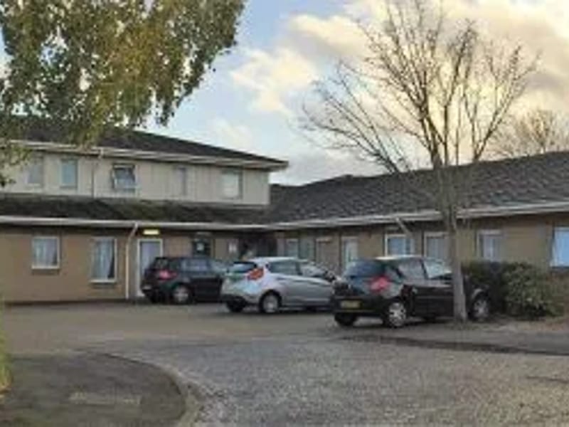 Kent House - Memory Care in Aylesbury, England photo 1