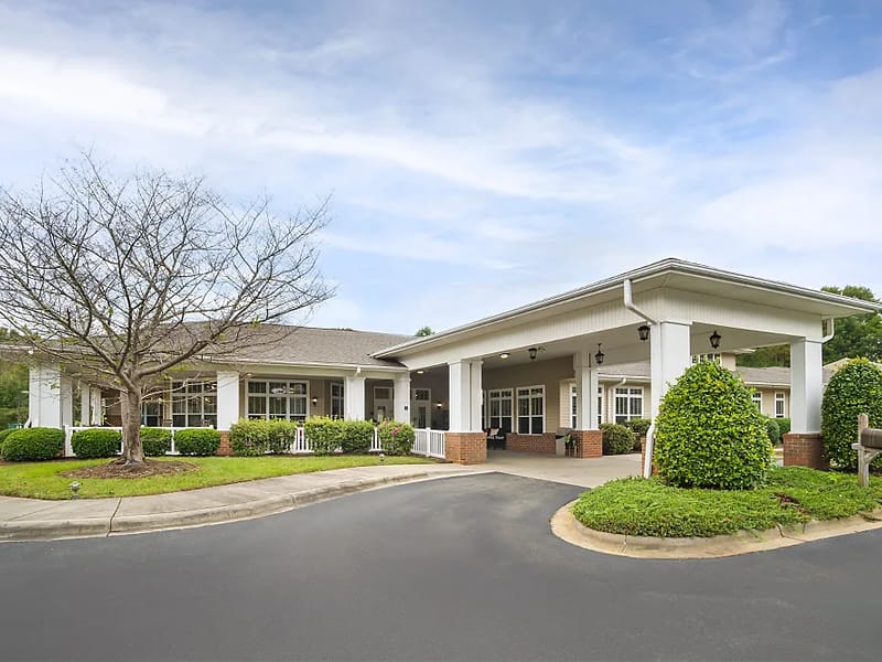 Brookdale Monroe Al (Mi) - Assisted Living in Monroe, MI photo 2
