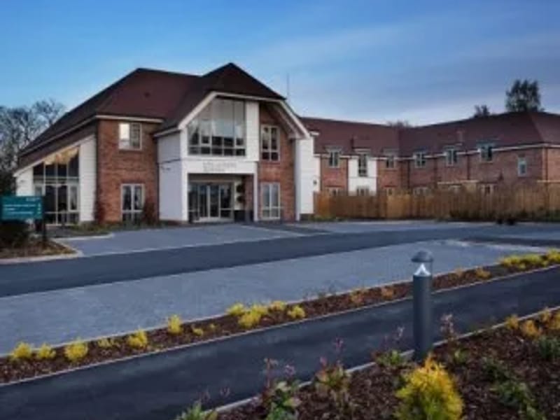 Wychbury Care Home - Assisted Living in Stourbridge, England photo 3