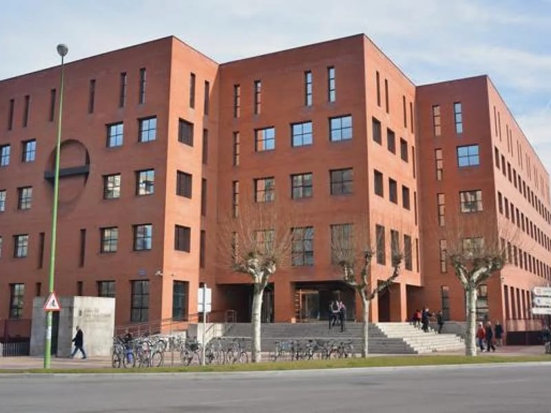Unidad De Estancias Diurnas Burgos Iii - Centro de Día in Burgos, Castilla y León photo 3