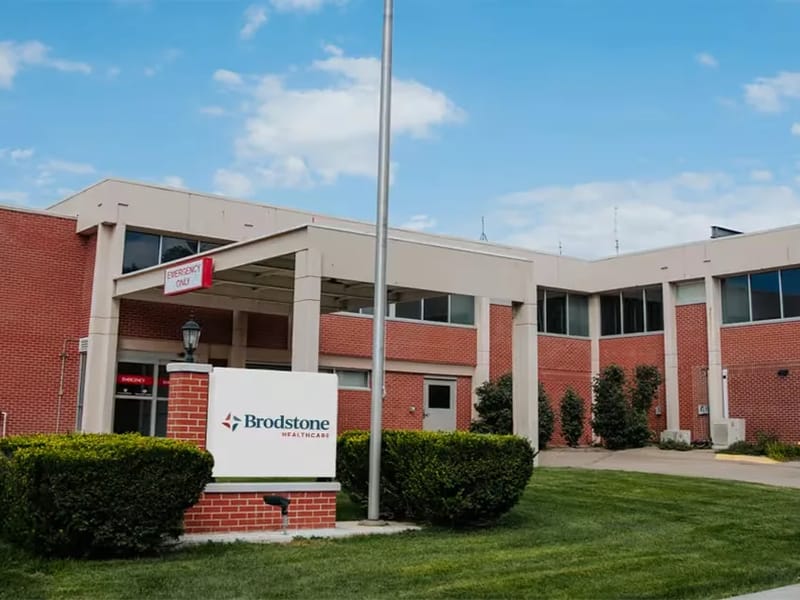 Brodstone Healthcare - Hospital in Superior, NE photo 3