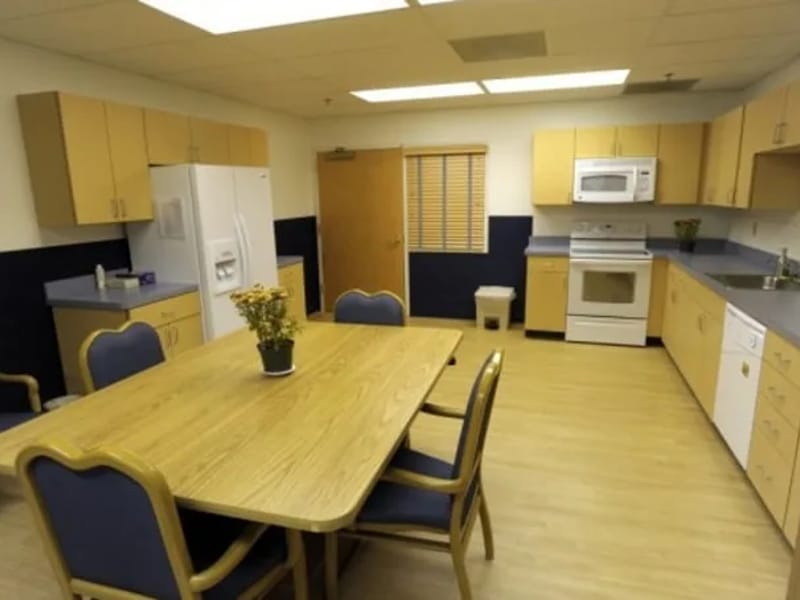 Cadia Rehabilitation Capitol - Nursing Home in Dover, DE photo 2