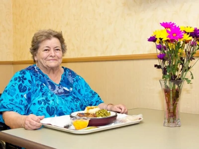 Ambassador Nursing & Rehab Center - Nursing Home in Chicago, IL photo 3