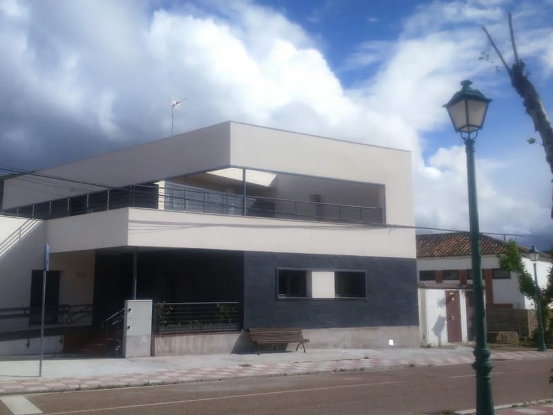 Vivienda tutelada para mayores Cuidad Jardín - Hogar de Ancianos in Sevilla, Andalucía photo 3