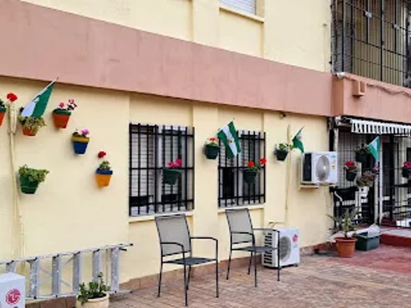 Vivienda tutelada para mayores Cuidad Jardín - Hogar de Ancianos in Sevilla, Andalucía photo 1