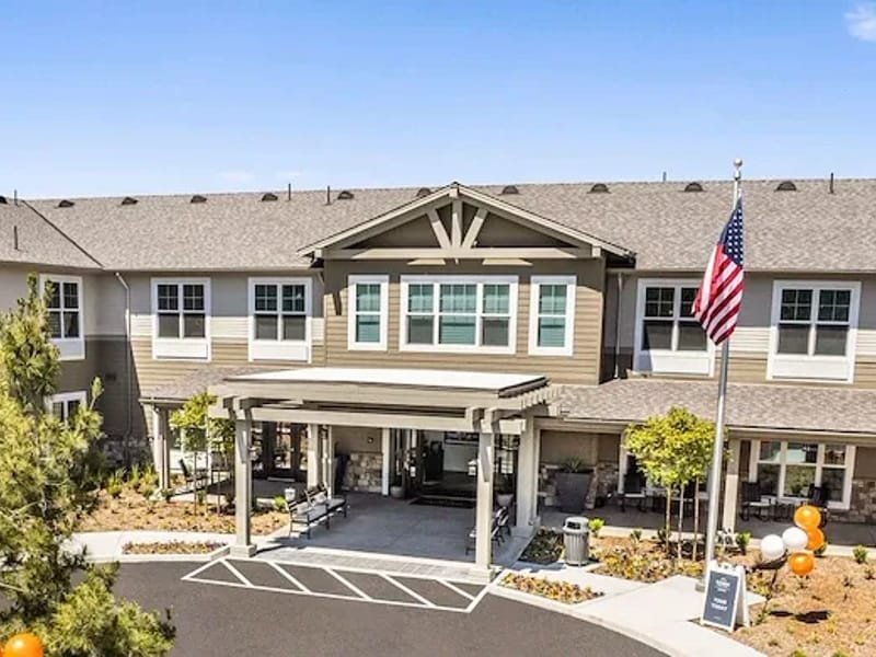 Estancia Senior Living - Assisted Living in Fallbrook, CA photo 2