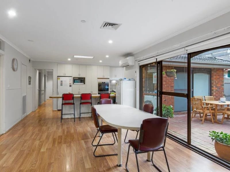 Almond Villas - Assisted Living in Blackburn, England photo 2