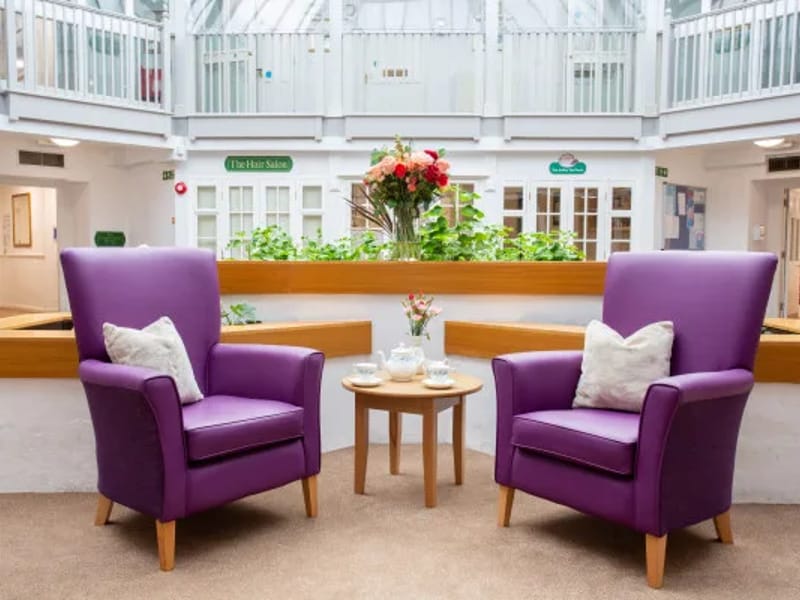 Dimensions 27 Sampson Avenue - Assisted Living in Barnet, England photo 2