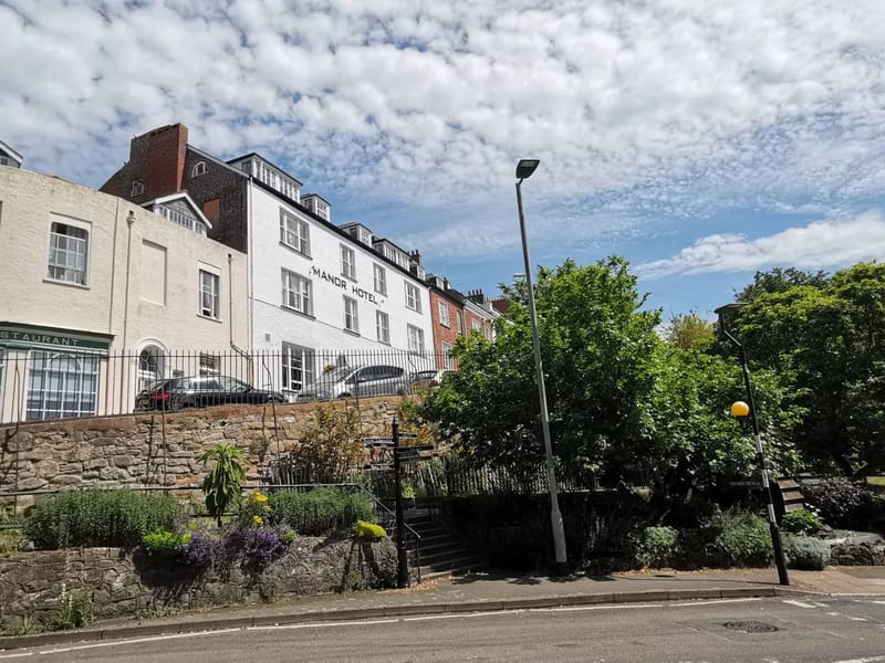 Manor Lodge Care Home - Assisted Living in Exmouth, England photo 5