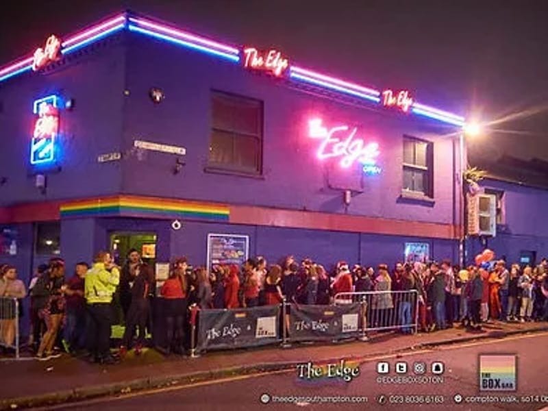 Leighside in Southampton, England photo 1