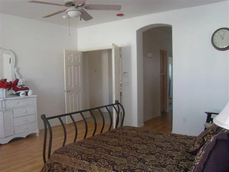 Absolute Assisted Living Adult Care Home - Assisted Living in Mesa, AZ photo 2