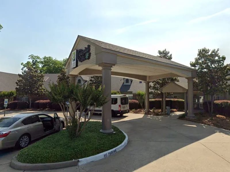 Colonial Oaks Skilled Nursing and Rehabilitation - Nursing Home in Bossier City, LA photo 2