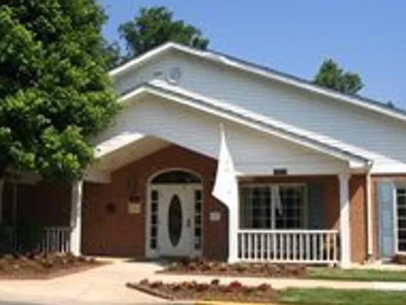 Arden Courts Of Potomac - Assisted Living in Potomac, MD photo 1