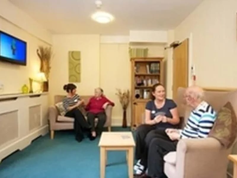 Greenacres Residential Care Home - Nursing Home in Wigan, England photo 3