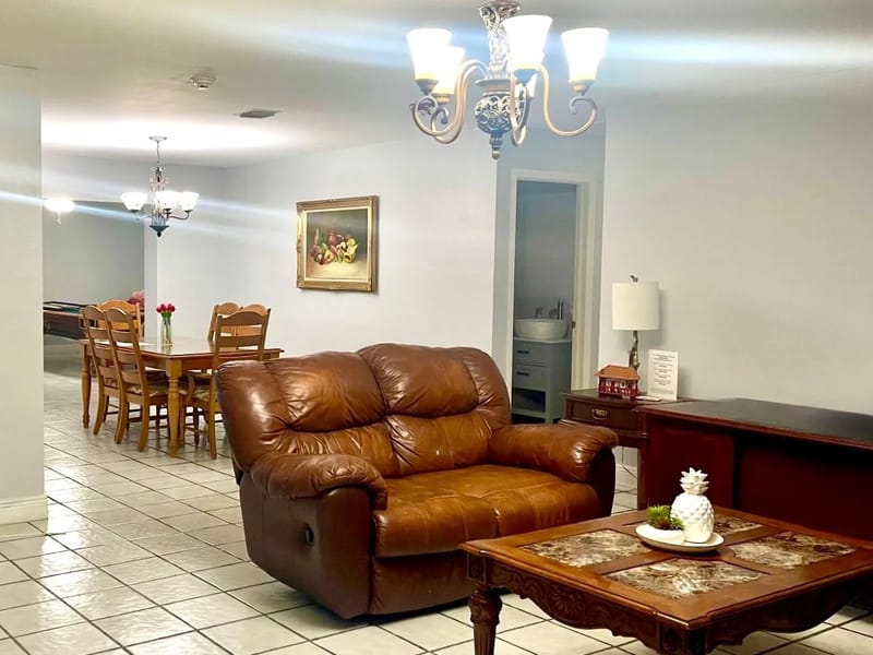 Hc Golden Age Alf  Corp - Assisted Living in Miami, FL photo 3