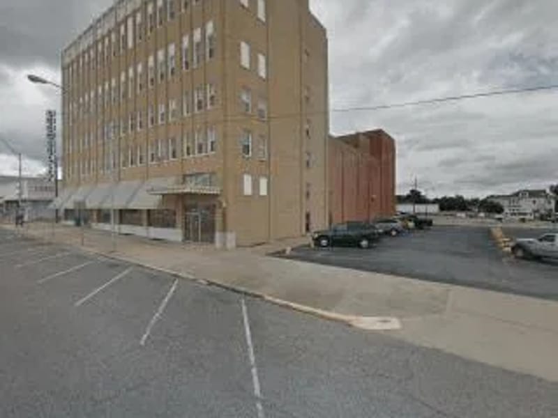 Lakeland Manor, Inc — Nursing Home, Ardmore, OK · photo 1