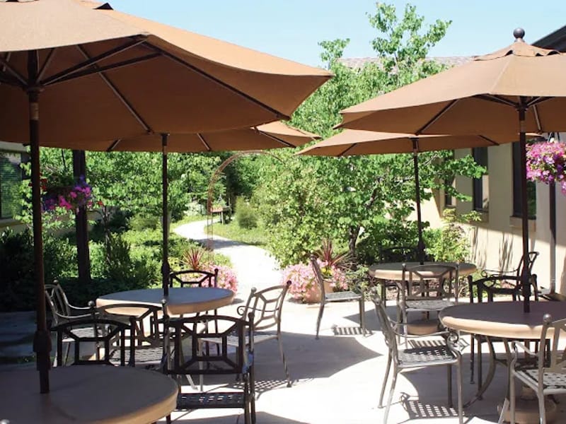 Monument Healthcare Stonecreek - Nursing Home in Bountiful, UT photo 2