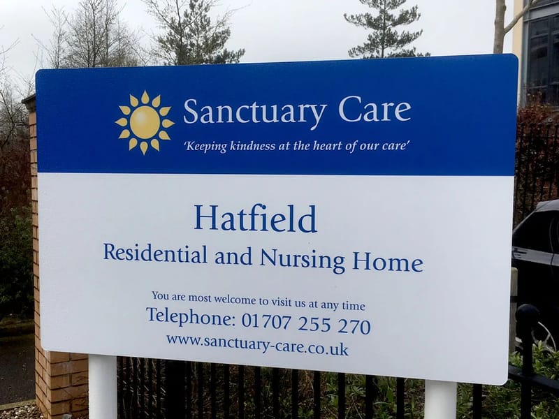 Exclusive Care Ltd - Nursing Home in Hatfield, England photo 1