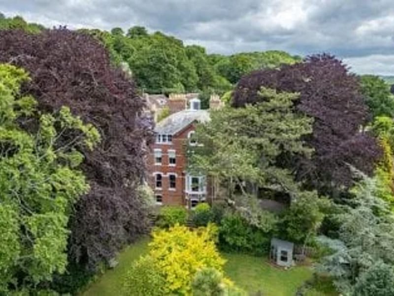 Coneygar Lodge - Assisted Living in Bridport, England photo 2