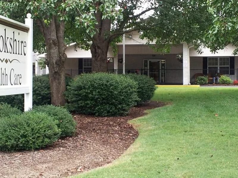 Rocket City Rehabilitation and Healthcare Center — Nursing Home, Huntsville, AL · photo 2