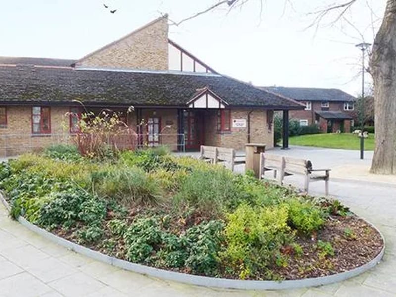 Marling Court - Nursing Home in Hampton, England photo 3