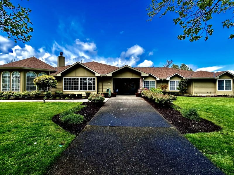 Conifer House Residential Care & Memory Care - Assisted Living in Corvallis, OR photo 2
