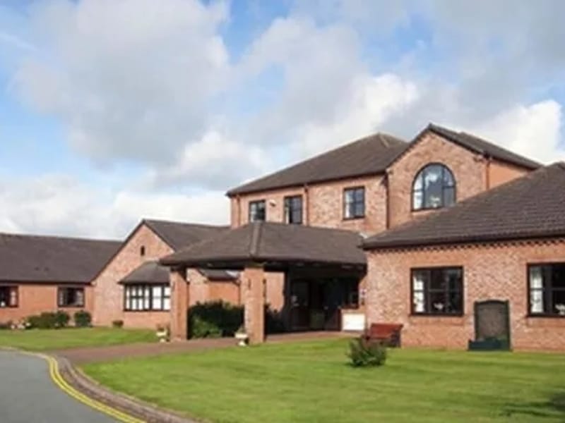 Windsor House - Nursing Home in Oswestry, England photo 2