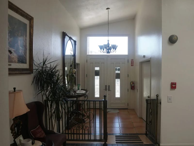 Dorsett Senior Manor - Assisted Living in Huntington Beach, CA photo 3
