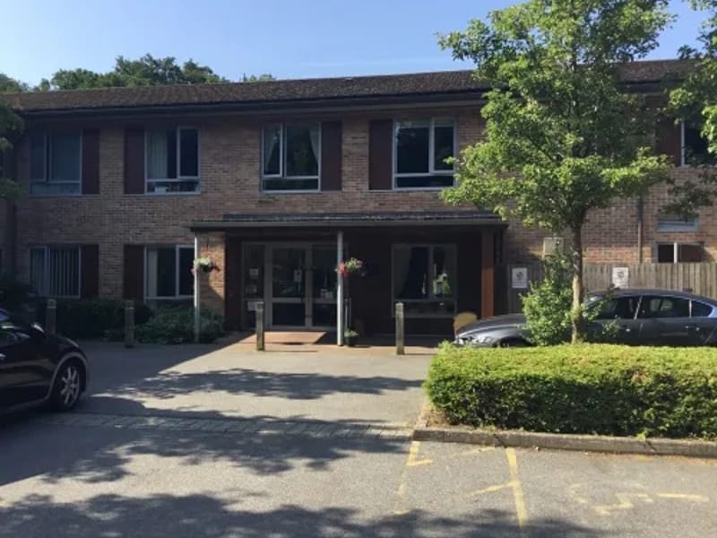 Forest Court Nursing Home in Southampton, England photo 1