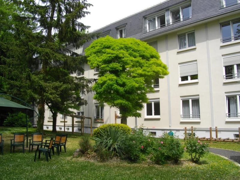 Ehpad Les Ecureuils - EHPAD in MULHOUSE, Grand Est photo 2