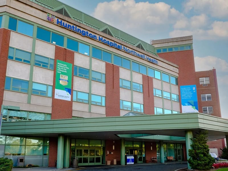 Huntington Hospital - Hospital in Huntington, NY photo 1