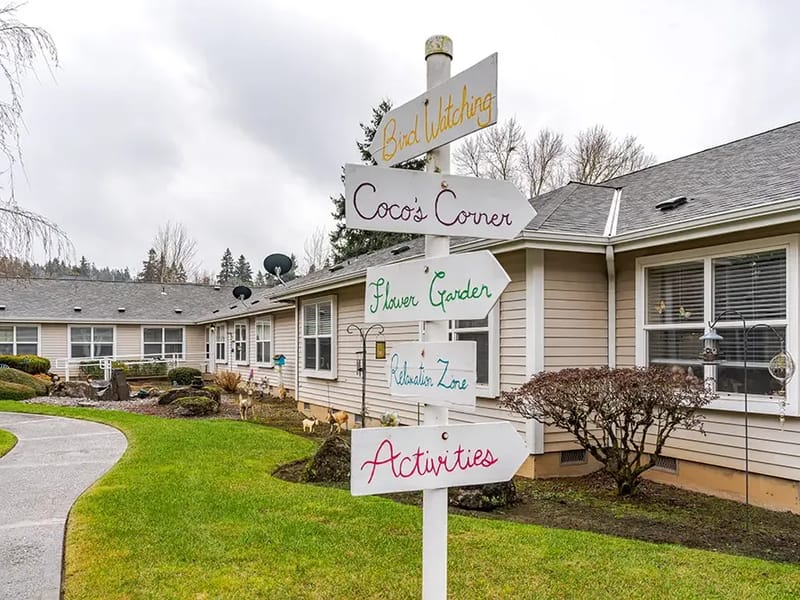 Davenport Place - Assisted Living in Silverton, OR photo 3